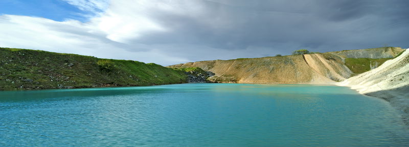 The_Blue_Lagoon_at_Harpur_Hill_Quarry