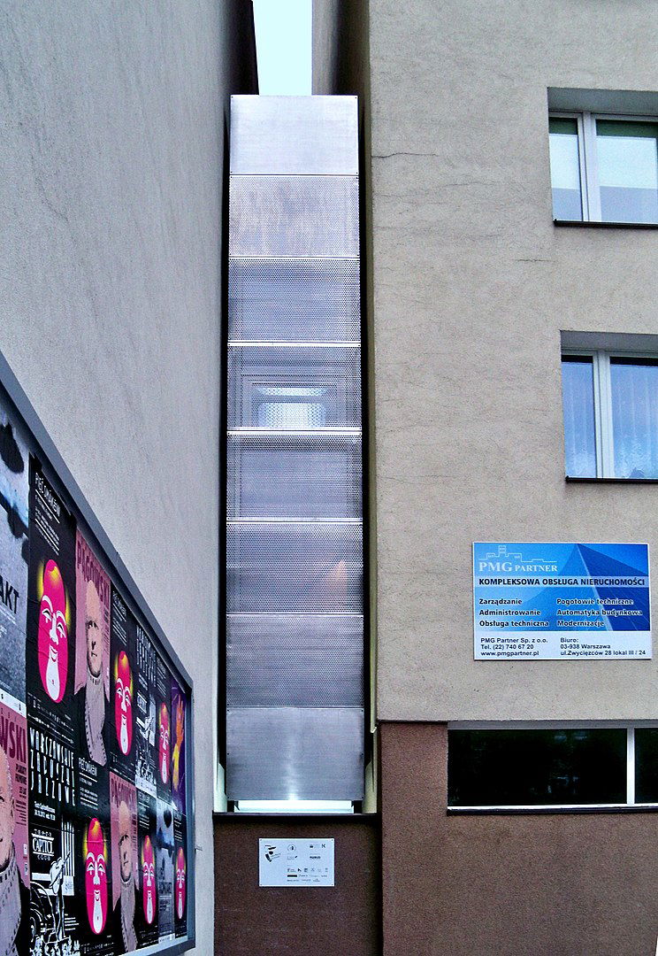 Keret_House__Poland_