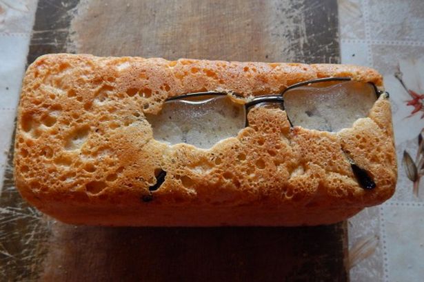 glasses-baked-into-bread