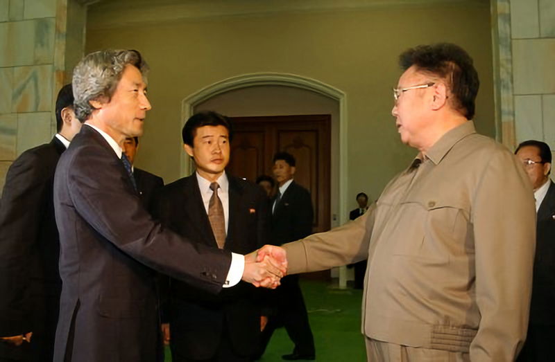 Kim_Jong-il_Jun-ichir___Koizumi