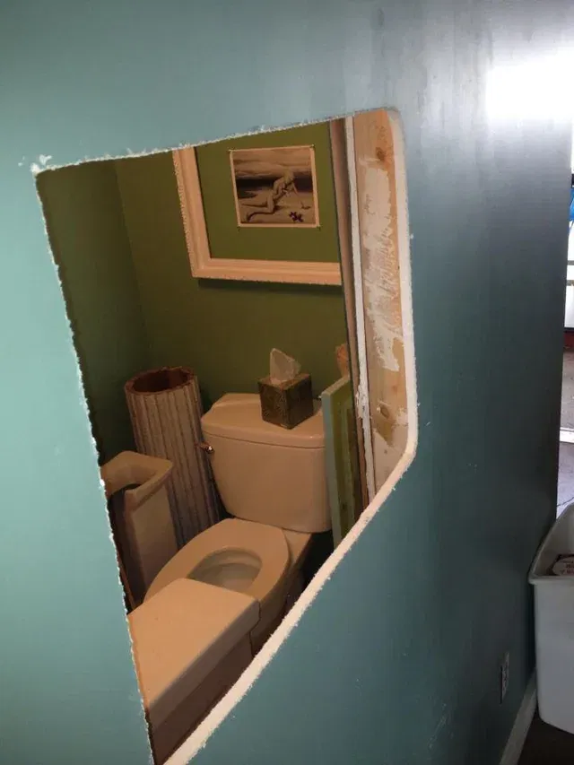 bathroom_behind_wall