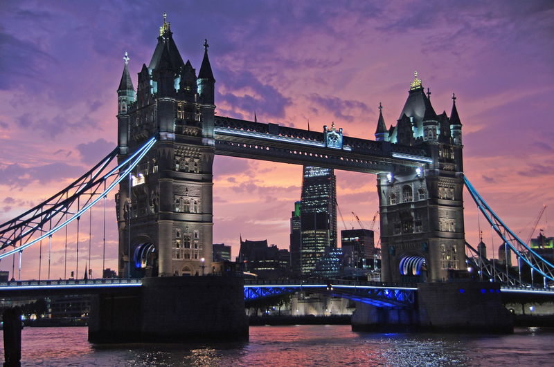 17__Tower_bridge_