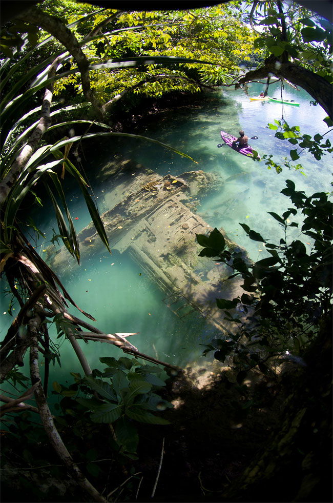 plane_wreck_in_palau