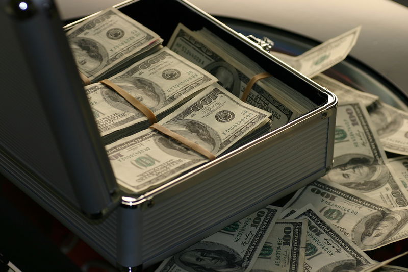 box_full_of_money