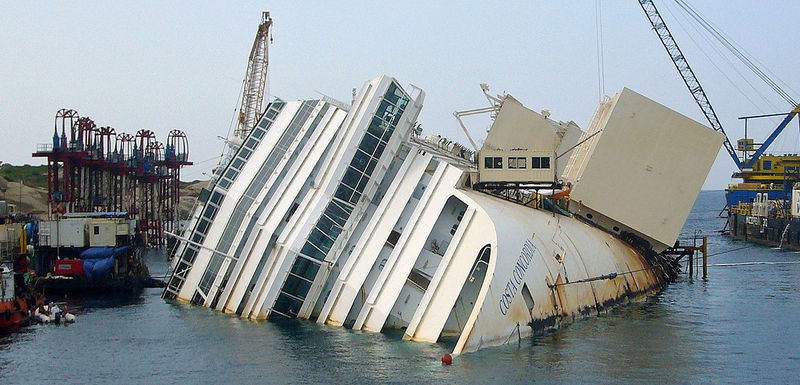 5._Costa_Concordia_Disaster__