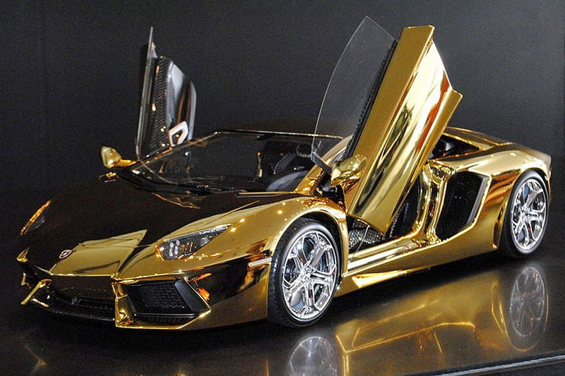 Gold_Lamborghini_Aventador