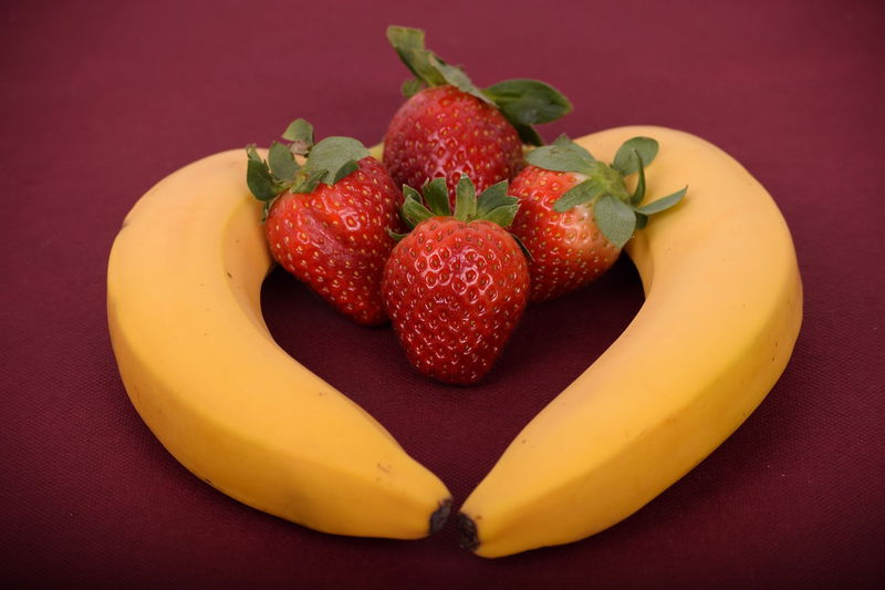 Strawberries_Aren___t_Berries__But_Bananas_Are__