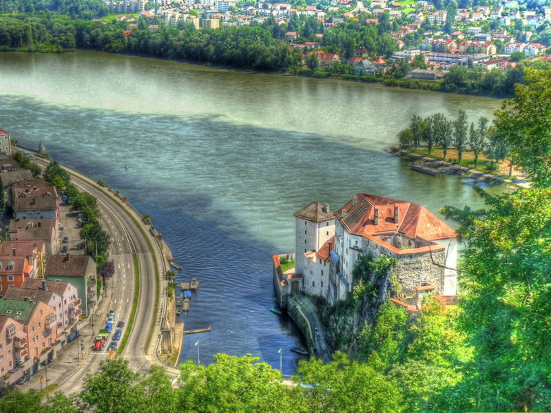 Passau_Confluence_of_the_Ilz2C_and_Inn_Rivers