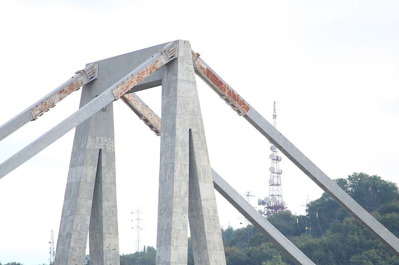 ponte-morandi-bridge-corroded