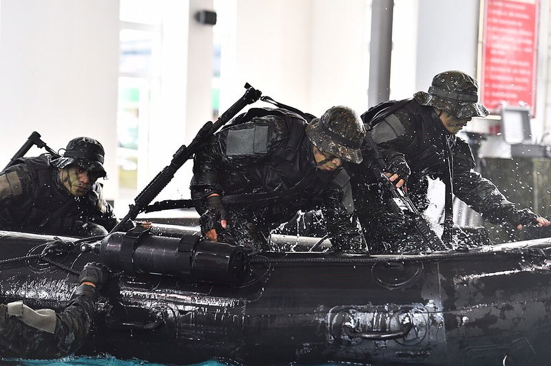 Sea Dragon Frogmen in Taiwan