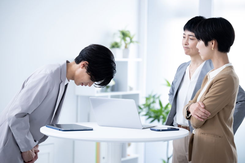 Professional Apologizer in Japan