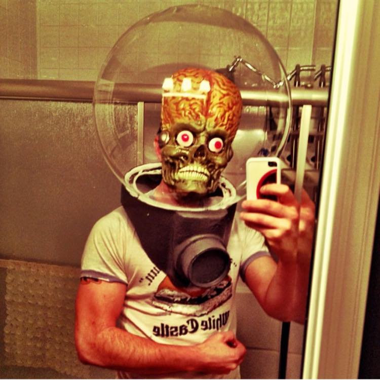 Mars Attacks alien halloween costume