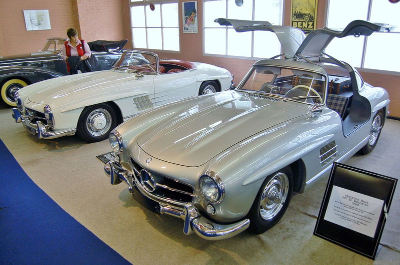 Mercedes Benz Alloy Gullwing