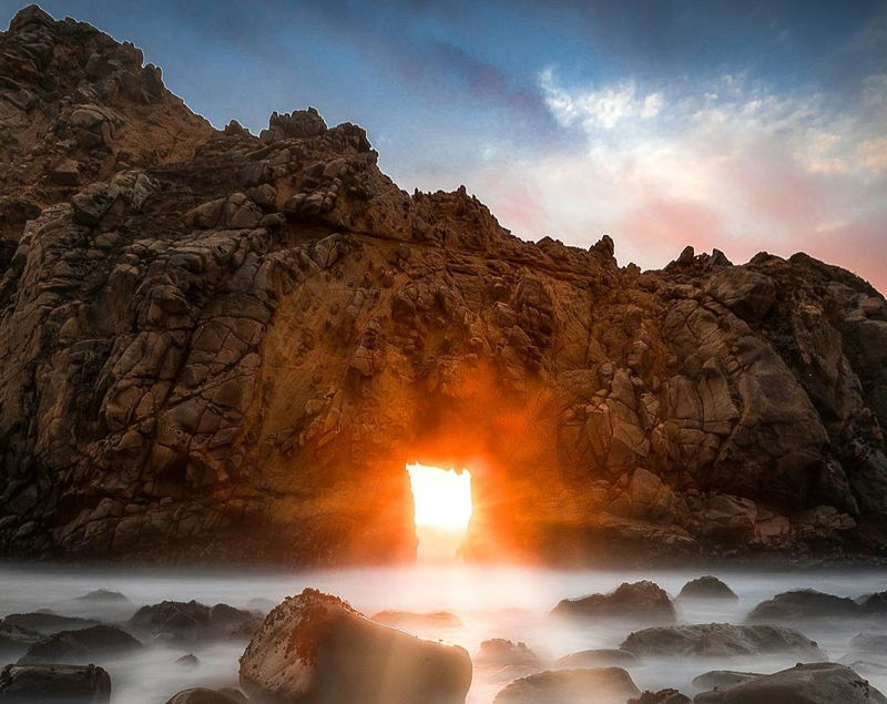 Pfeiffer Beach Keyhole Arch sun setting