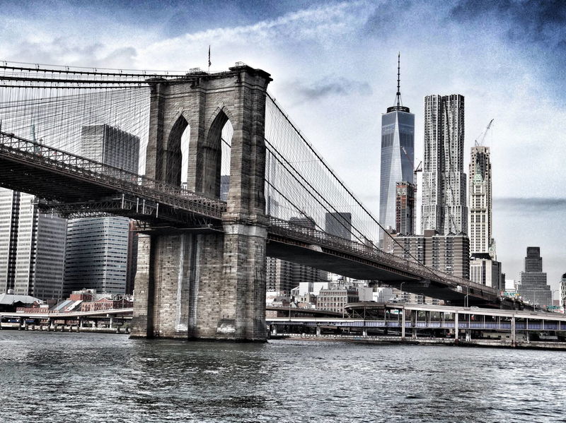 brooklyn_bridge_river