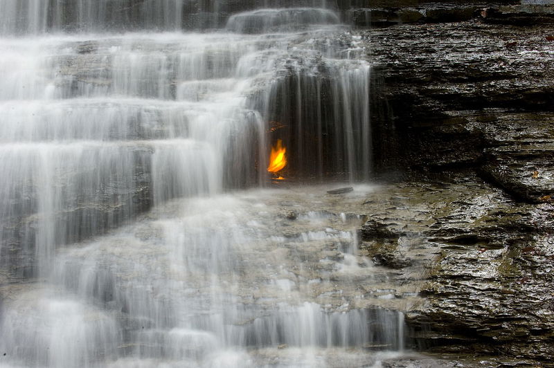 Eternal_flame_falls