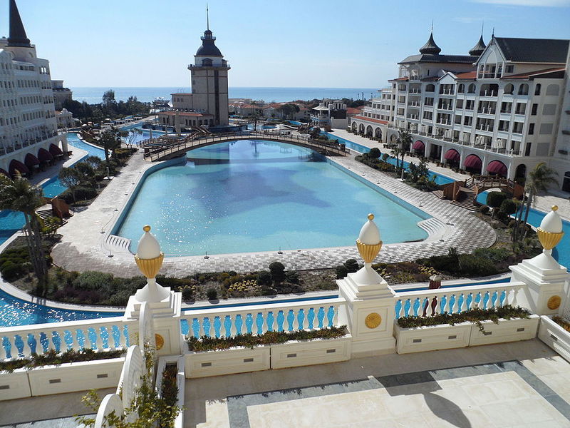 4._Mardan_Palace_Pool_