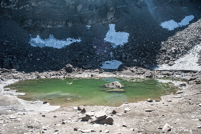 1200px-Roopkund_Lake