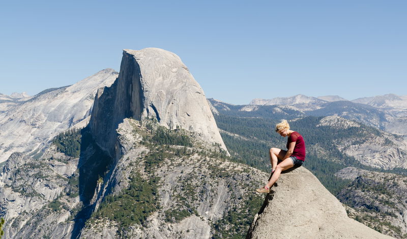 Girl_Posing_at_Glacier_Point_Yosemite_2013