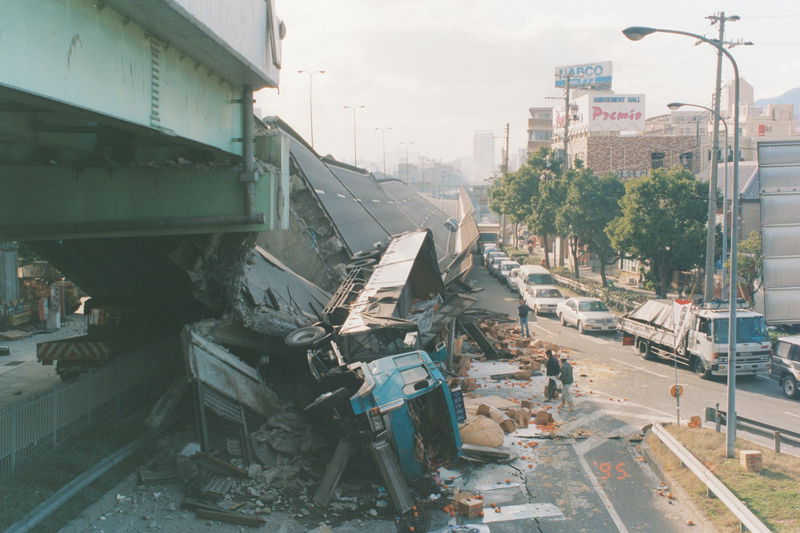 Hanshin_Expressway_Nada_b059