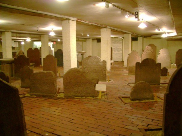 Grave_under_Church