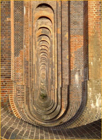 Ouse_Valley_Viaduct_