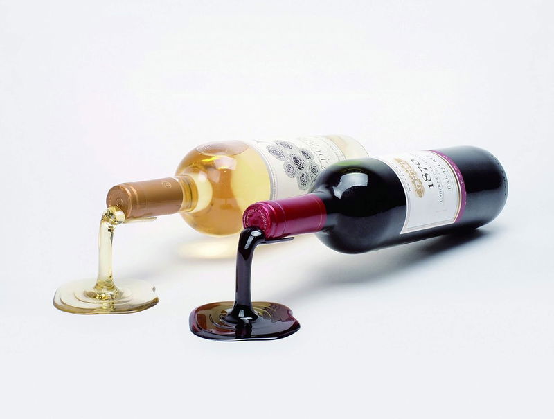 Wine bottle holder